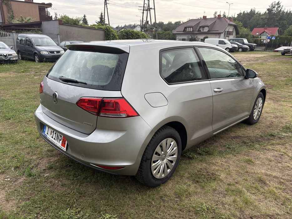 VW GOLF 7/2012/1.6 TDI klima podgrzewane fotele