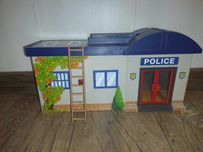 Przenośny Komisariat Policji Playmobil 5689 City Action