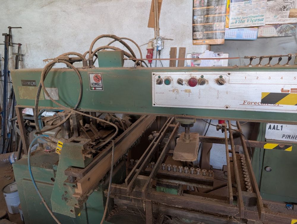 Maquina Multifuradora