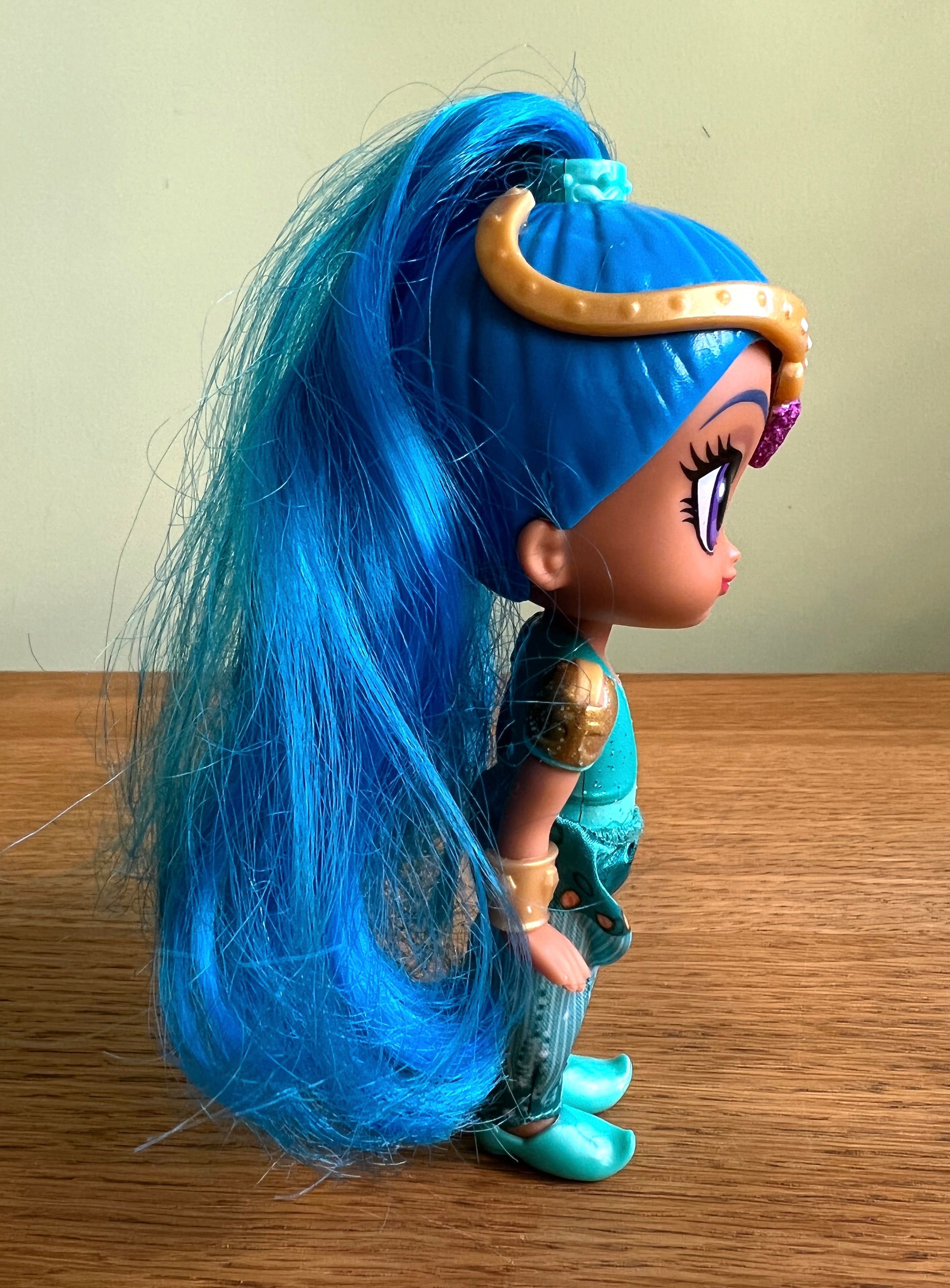 Laleczka SHINE z serialu animowanego "Shimmer i Shine" / MATTEL