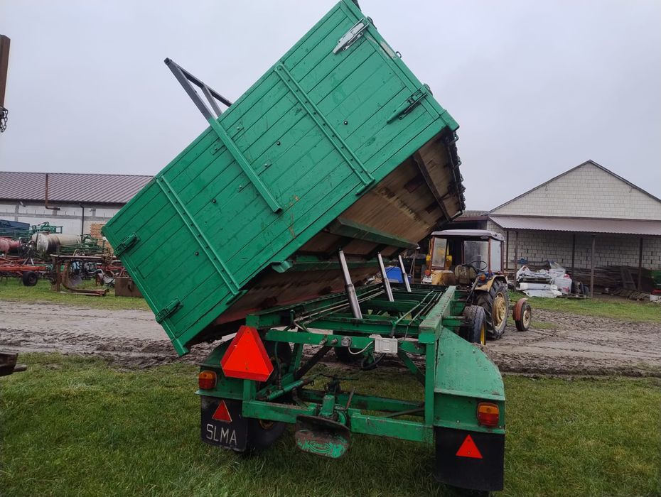 Przyczepa wywrotka ładna