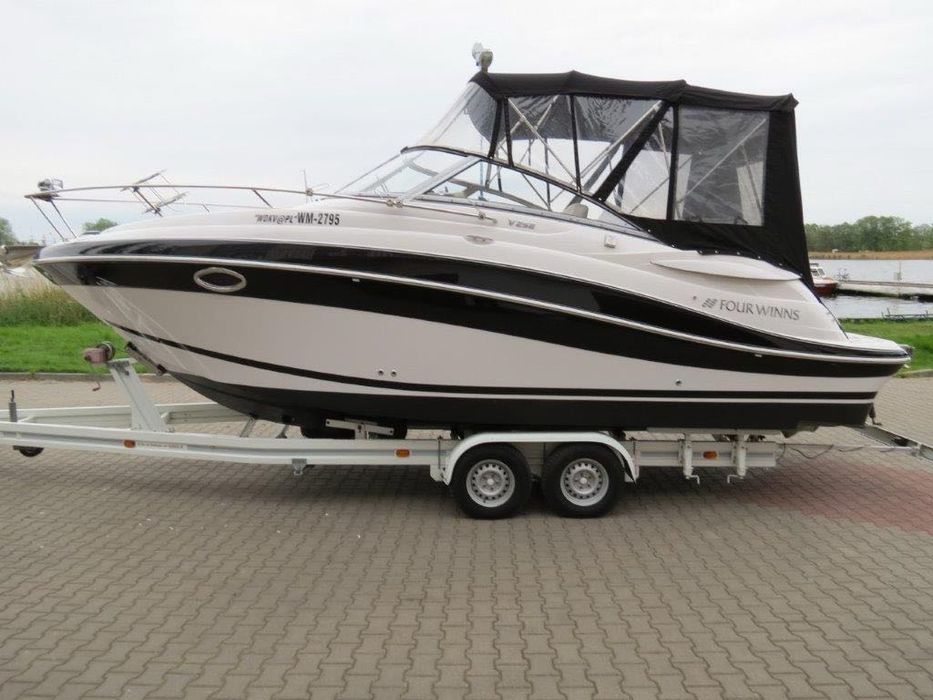 Łódź motorowa Four winns vista 258