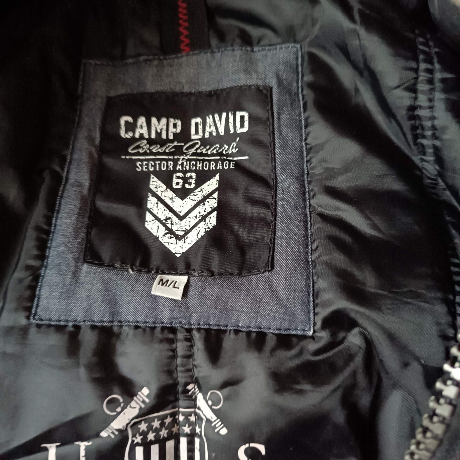 Kurtka  Camp David