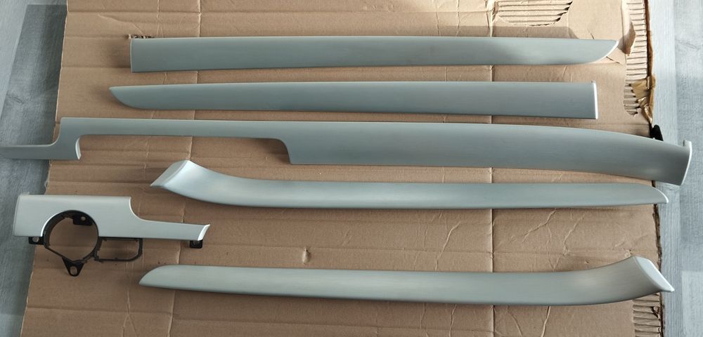Dekory Audi A4 B7 1NK Szczotkowanie aluminium