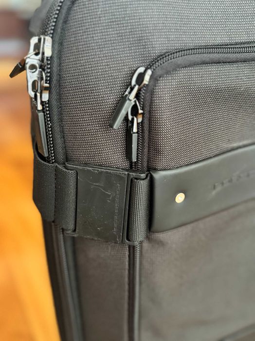 Trólei Porsche design (medida de cabine) em óptimo estado