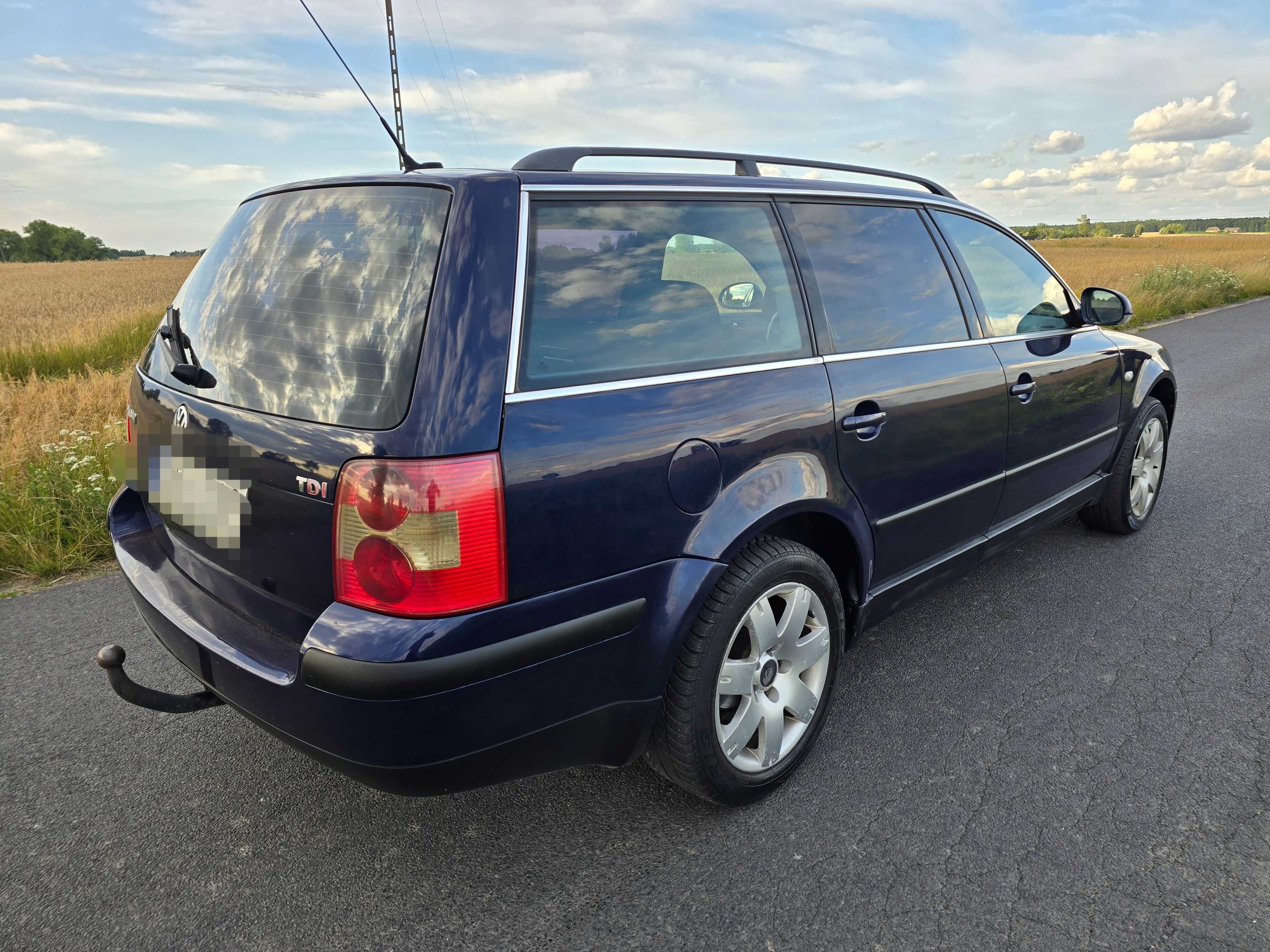 Volkswagen Passat B5 LIFT 2001 Rok 1.9 TDI 130 KM Kombi HAK