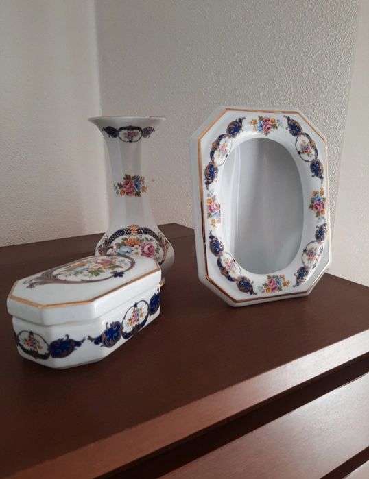 Conjunto de 3 peças em porcelana