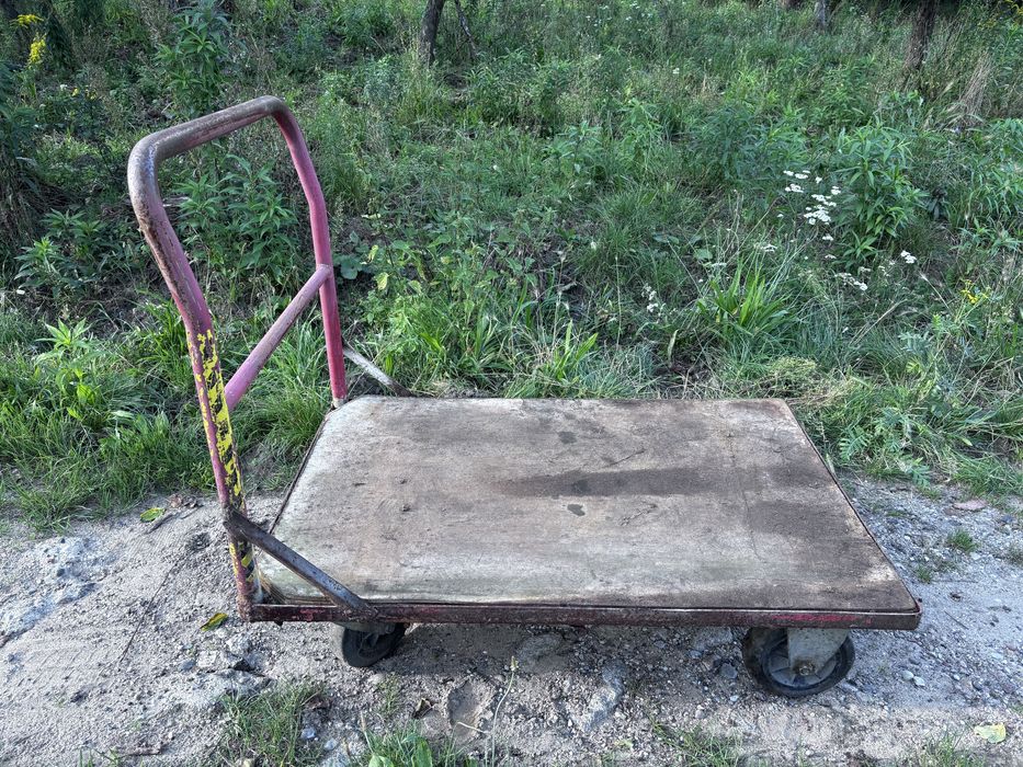 Wózek transportowy,magazynowy do przewozu towarów