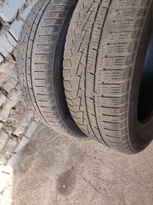 Пара зимових шин 225/60/17