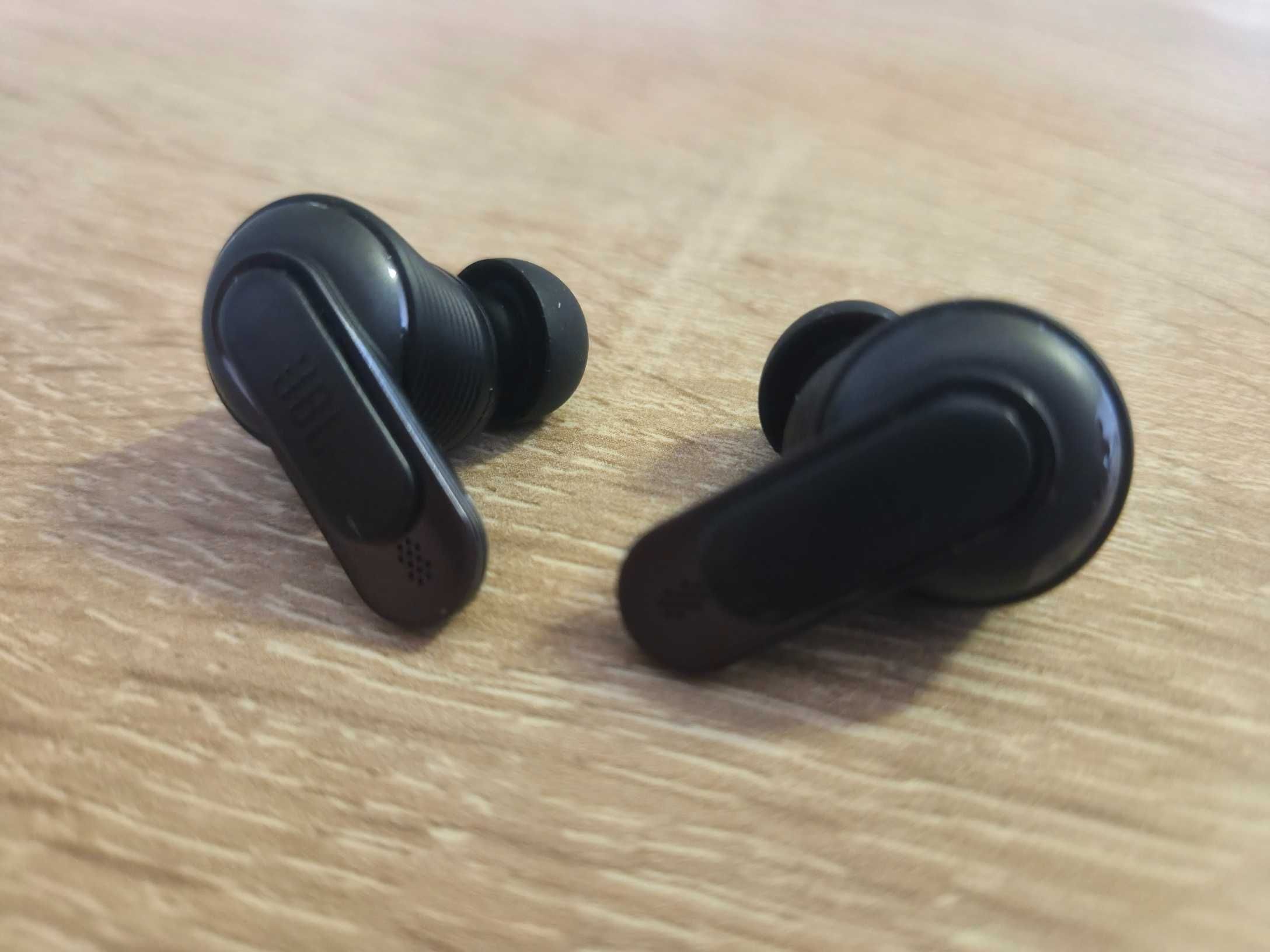 Słuchawki bezprzewodowe JBL Tour Pro 2 Czarne Dokanałowe Bluetooth 5.3