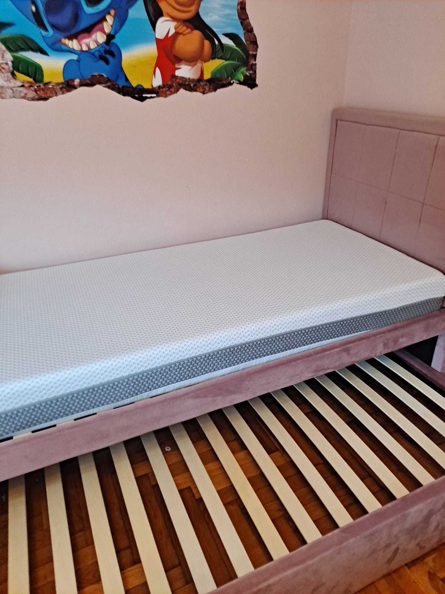 Łóżko podwójne 90x200 z jednym materacem