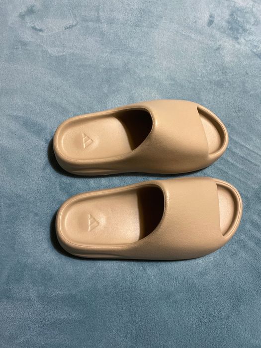 Adidas Yeezy Slide Bege 9US / 42