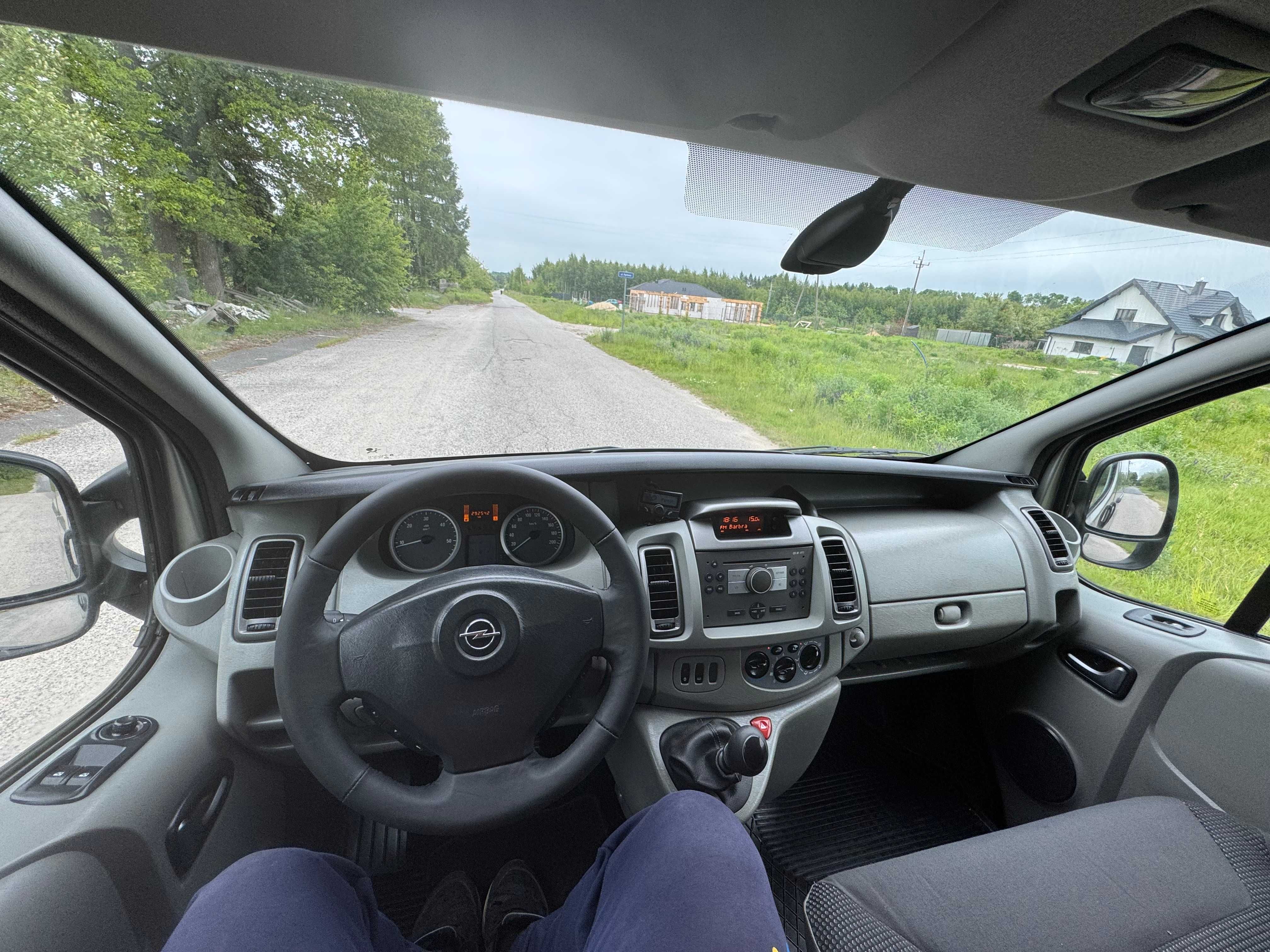 OPEL VIVARO*L2H1*100%oryginał*Klima*3 osoby*dobre auto