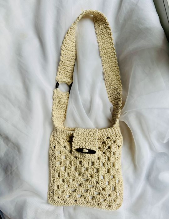 Ręcznie robiona torebka na szydełku — boho, bawełniana, unikatowa