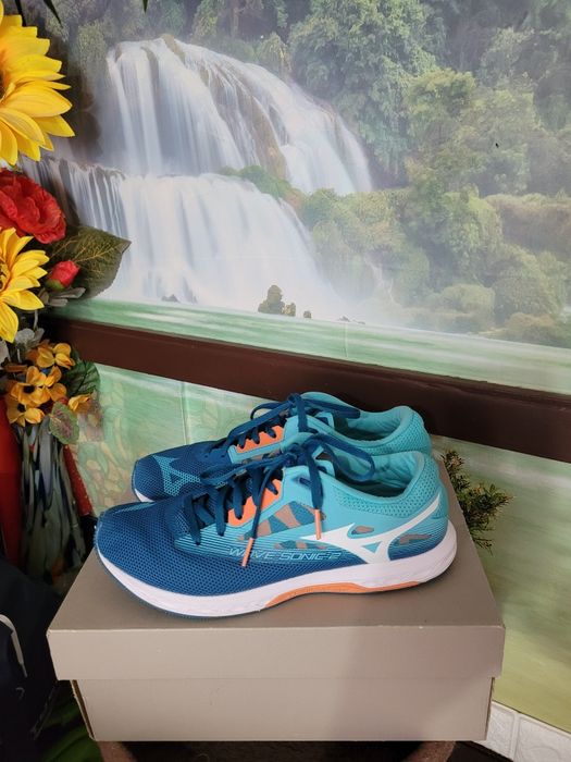 Buty damskie sportowe Mizuno