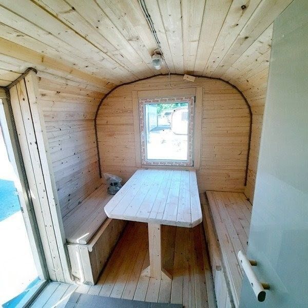 Квадро-Баня 600 х 220 см серая, козырёк над входом, двери стеклянные.