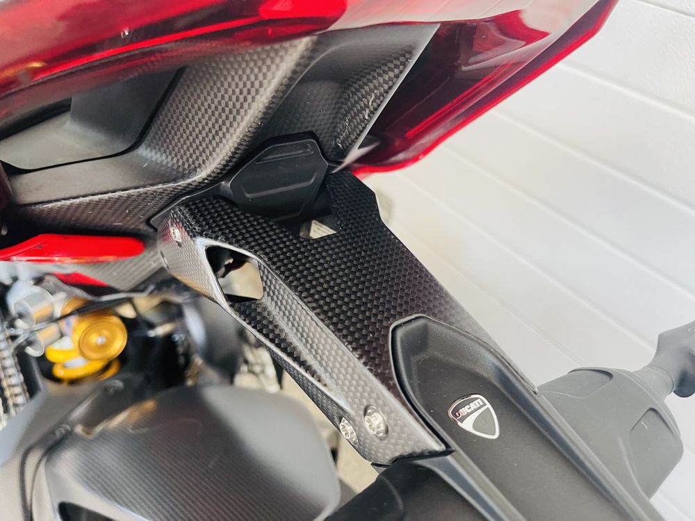 ducati panigale v4 Speciale carbon evo pro