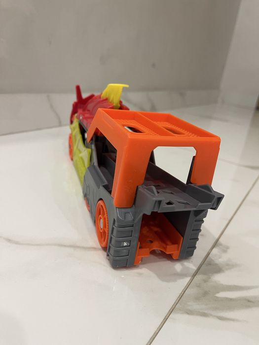 Хот вілс Паща Дракона автовоз