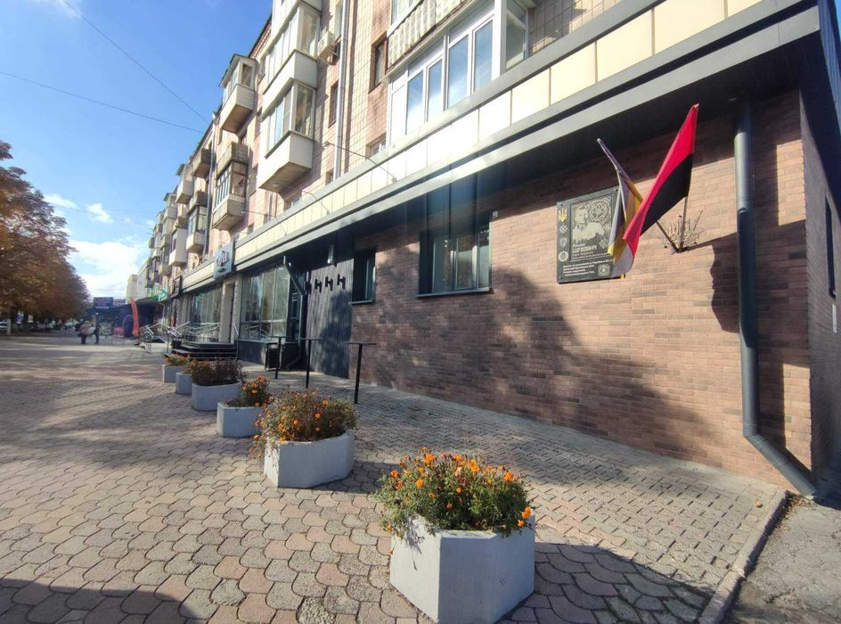 Оренда, центр міста   !МАГАЗИН!  м.Звягель