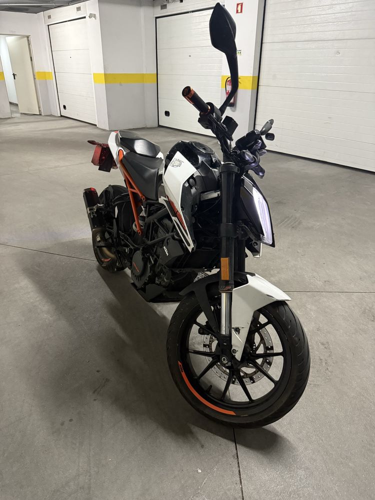KTM duke 125cc 2019