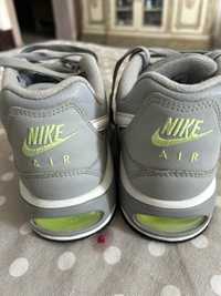 Кросівки Nike 39 р
