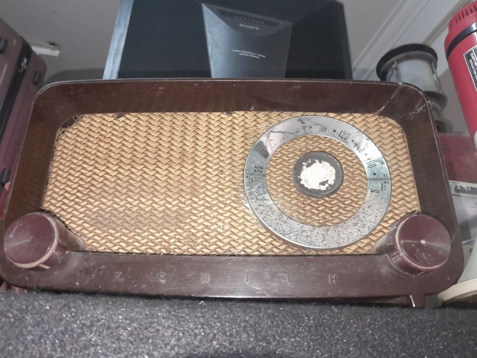 Vendo diversos radios antigos 50€