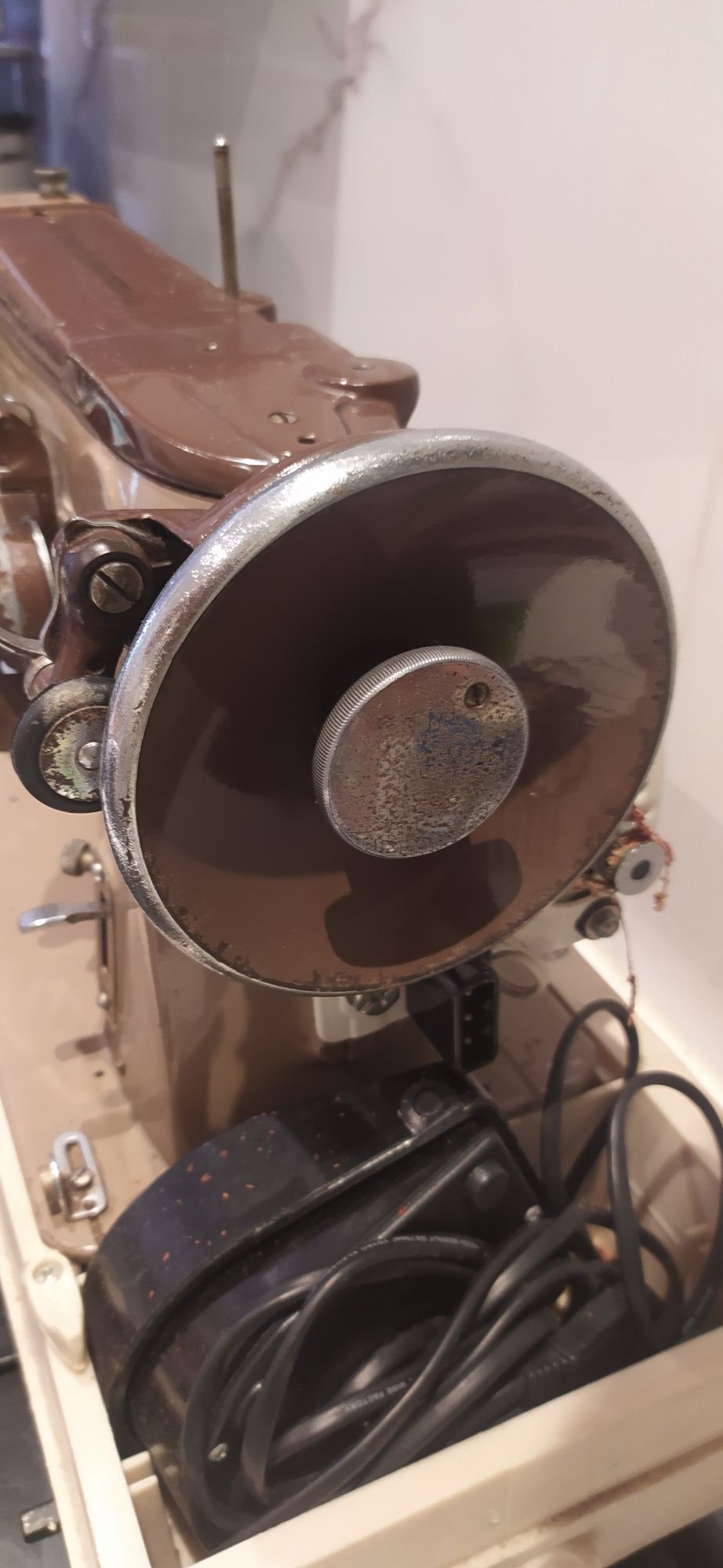 Máquina costura Singer elétrica