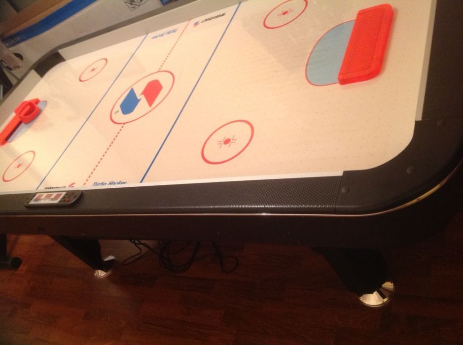 СВОЙ хоккей воздушный новый продам свой