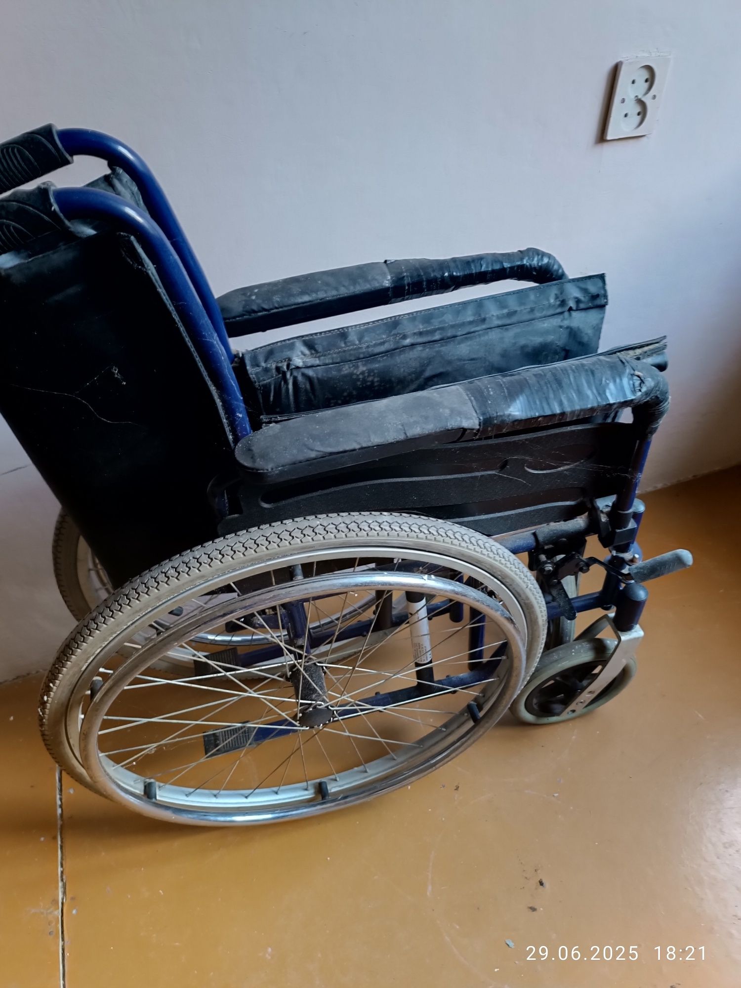 Wózek inwalidzki + drugi gratis