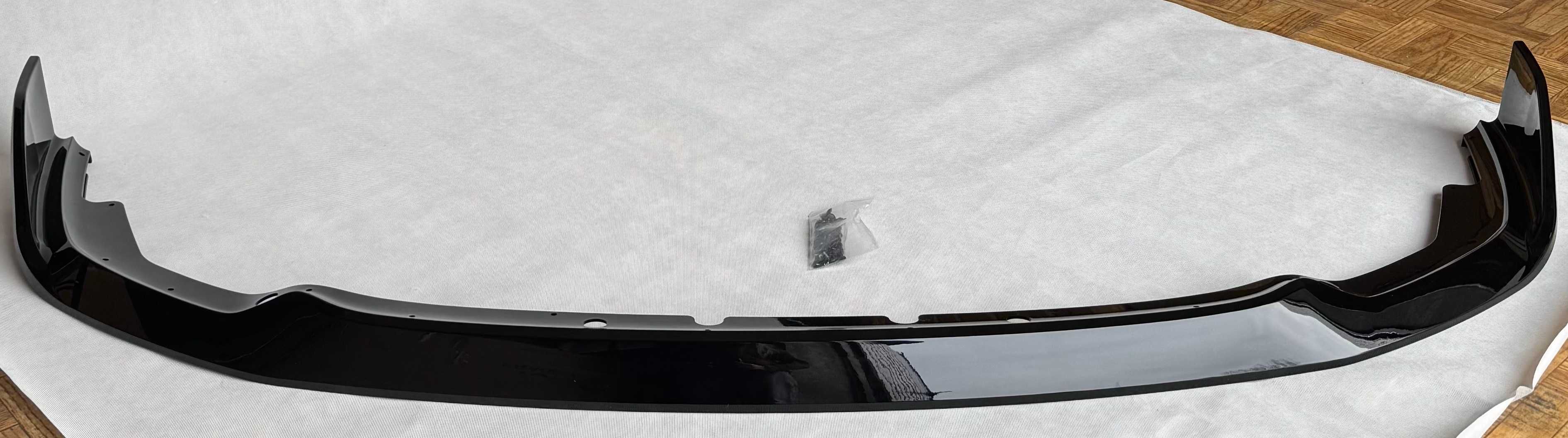 Dokładka Zderzaka Splitter MP BMW F40 Czarny Połysk / Carbon