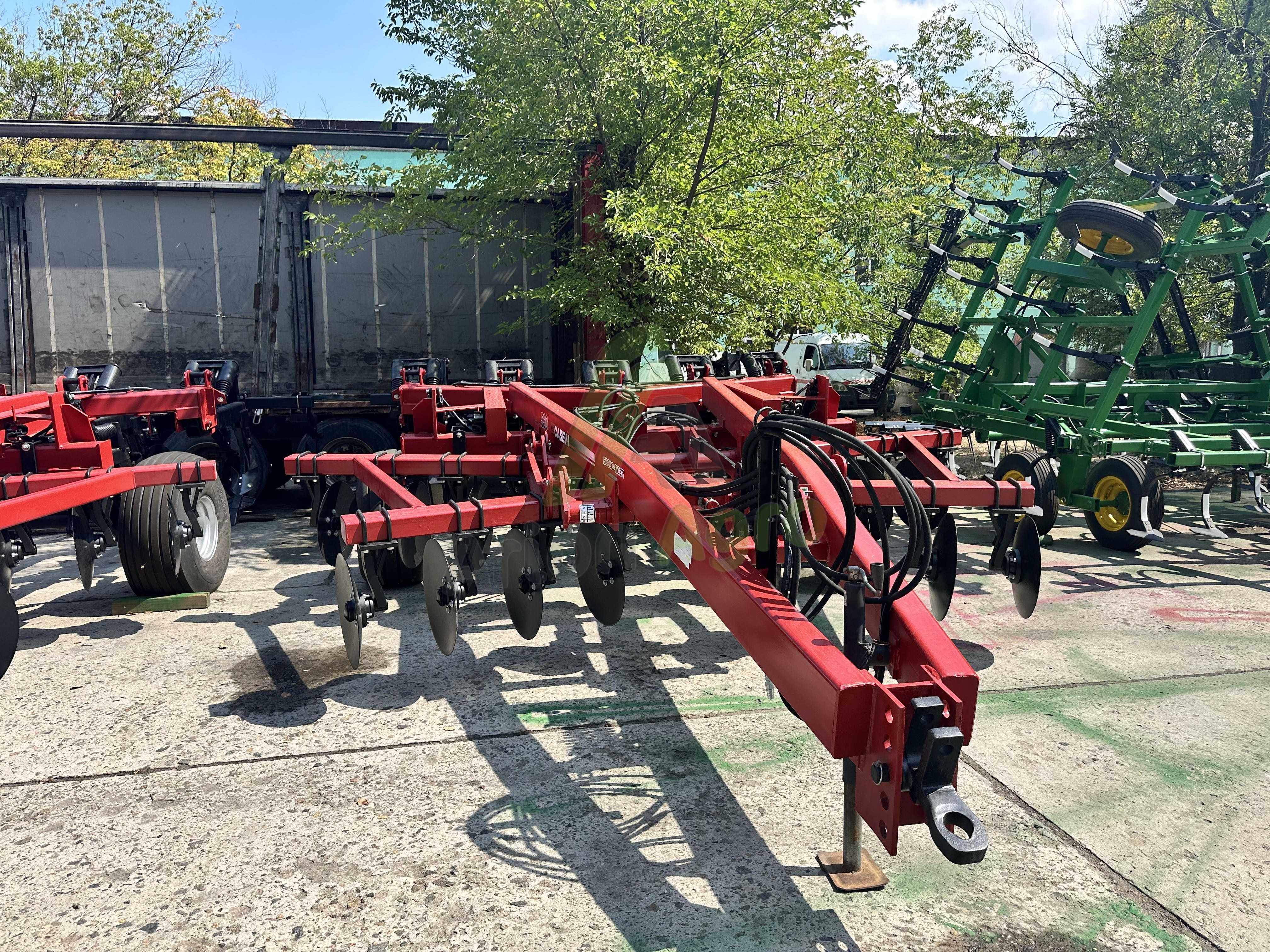 Глубокорыхлитель Case IH еколотайгер  530 Кейс шириною 3,8 метра