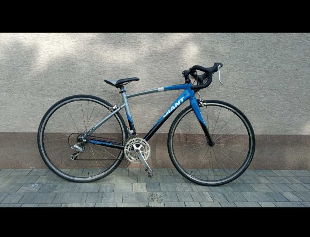 Rower szosowy Giant Defy 3 Shimano Sora rozmiar S