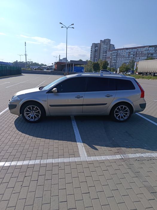 Renault Megan 2. 2008 рік. Не фарбований. На газу.