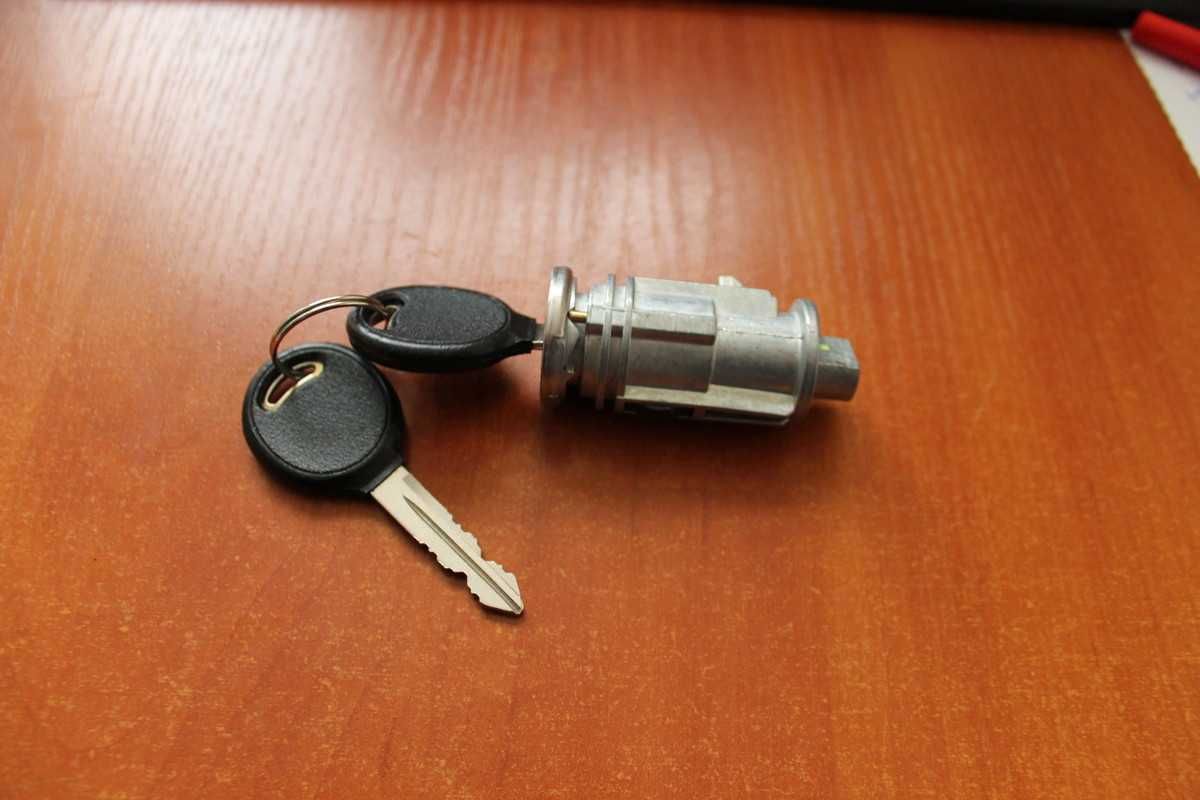 Stacyjka nowa Chrysler Pt Cruiser-Neon-Sebring 97-10 r