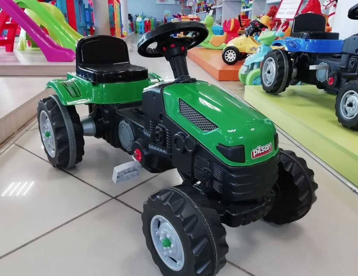 Детский педальный трактор/ Дитячий педальний трактор/ Склад