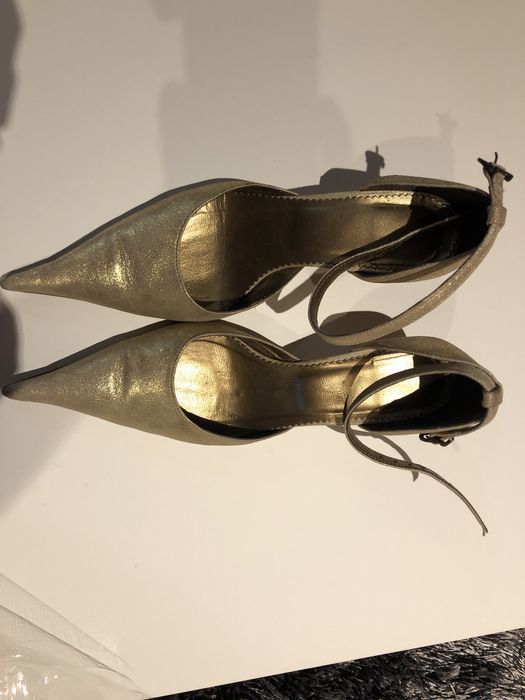 Sapato Cerimónia Dourado