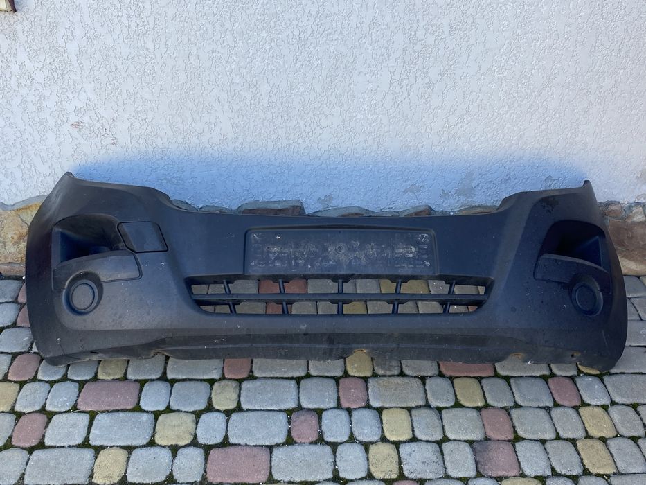 Продам бампер передній Опель Мовано