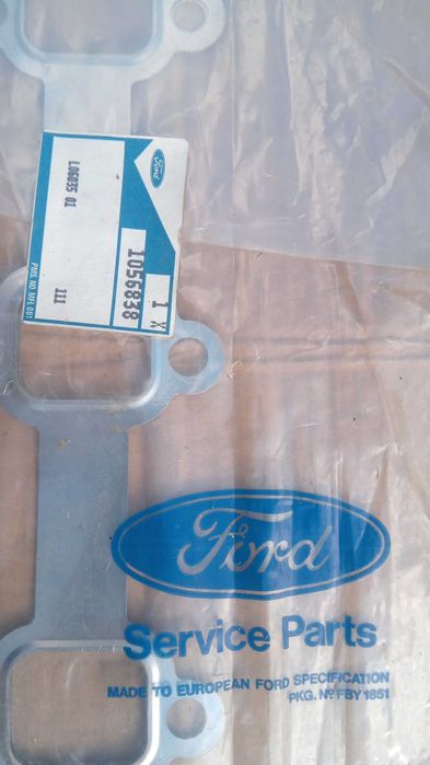 Прокладка выпускного коллектора на Ford Transit 2.5D Краб (MK5) 94-00г