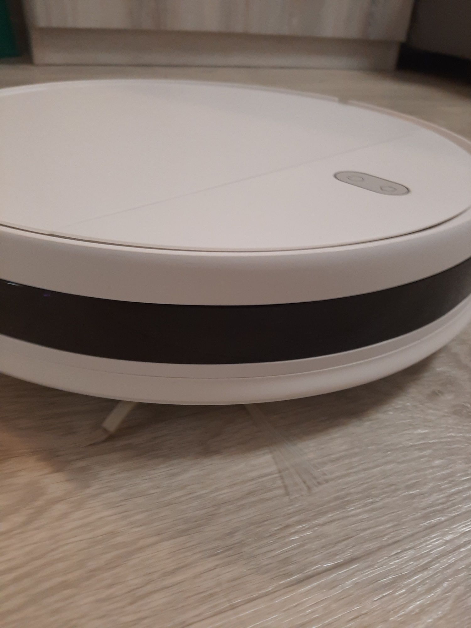 Робот-пилосос Xiaomi Mi Robot Vacuum-Mop Essential MJSTG1