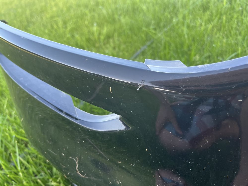 Zderzak przod Megane IV czarny przedlift