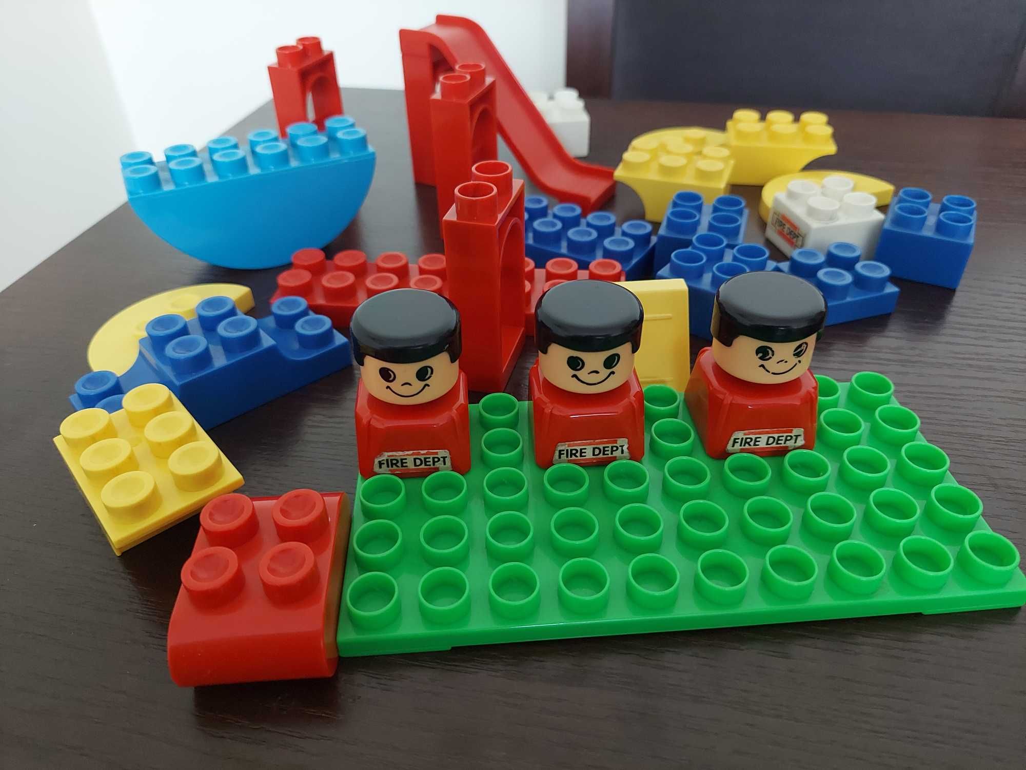 Klocki LEGO Duplo i inne plus skrzynka