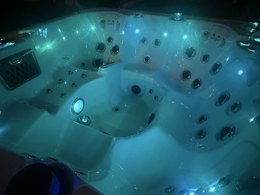 Coast Spas Helios 234x234x102 Jacuzzi ogrodowe stan idealny