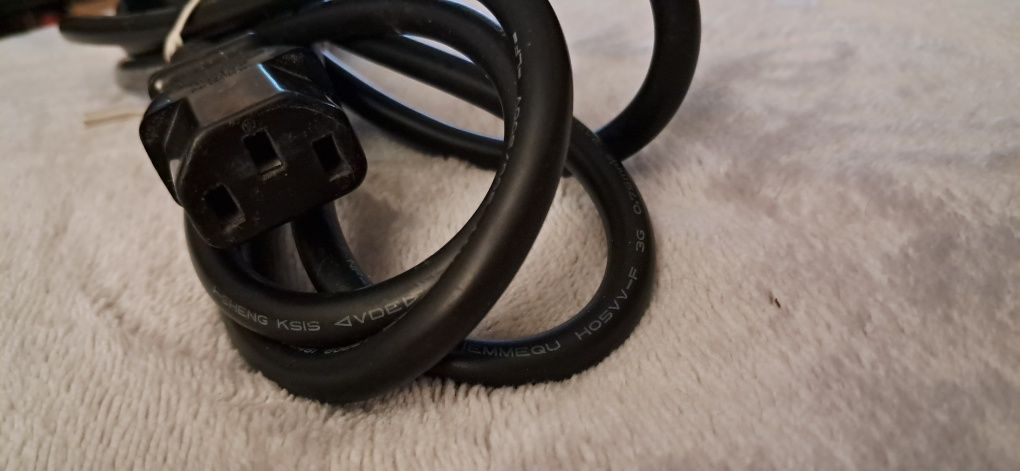 Kabel zasilający komputerowy