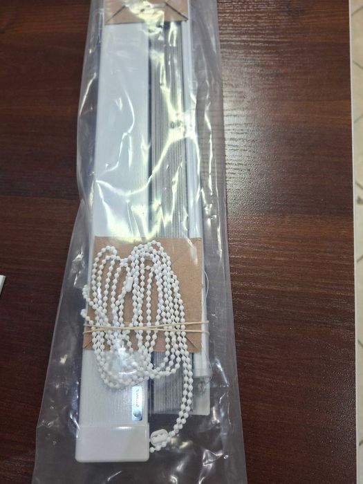 Żaluzje wewnętrzne VENUS 16 MM