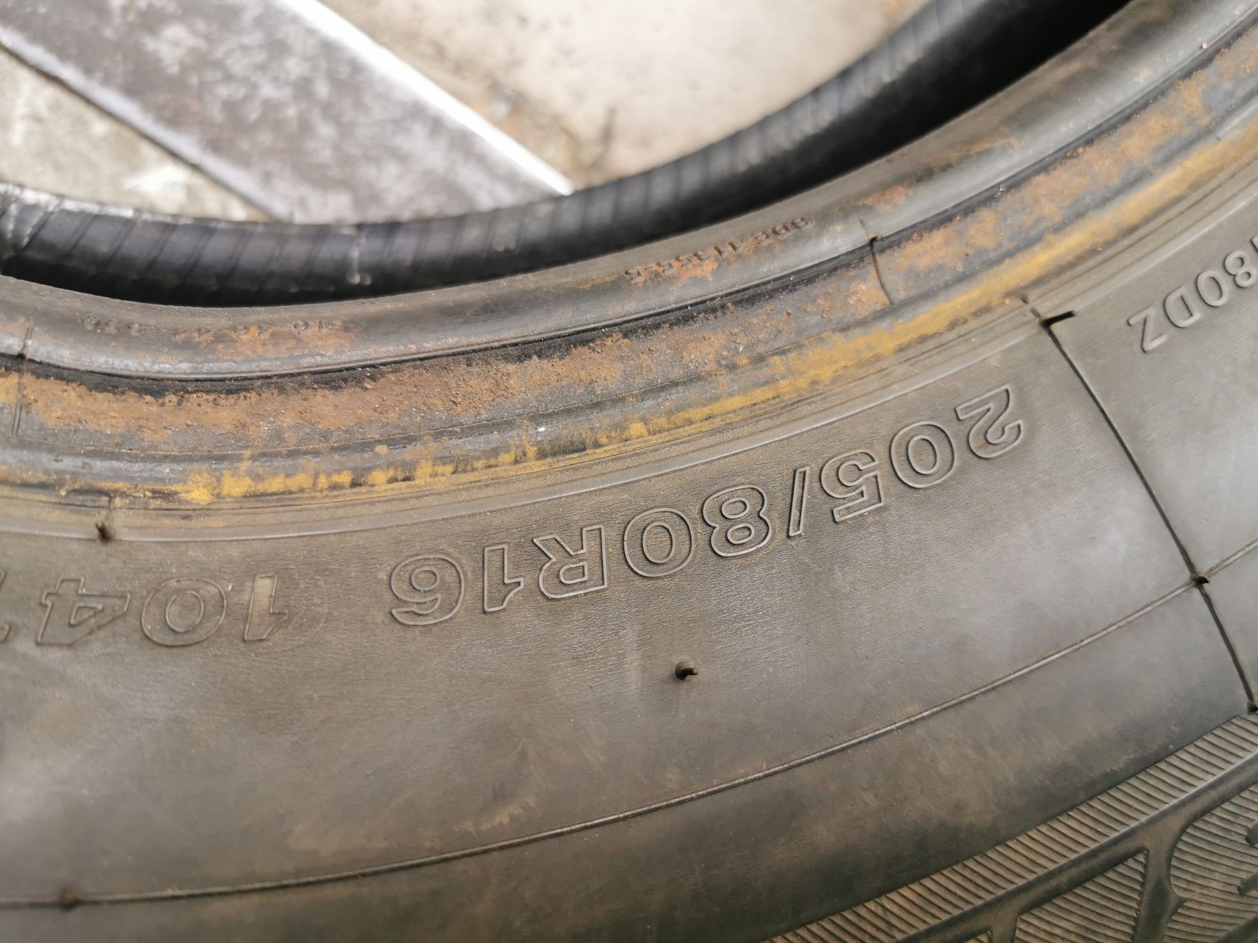 Зимняя резина 205/80 R16 Bridgestone