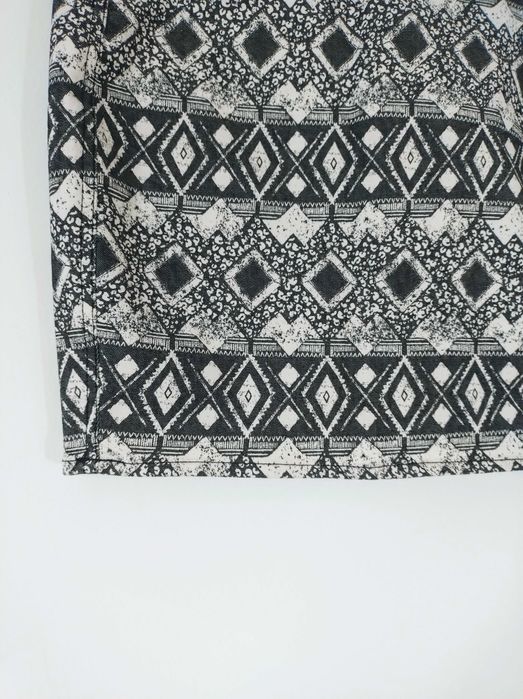 Czarno-biała krótka spódnica H&M azteckie wzory mini aztec 2010s 36 S