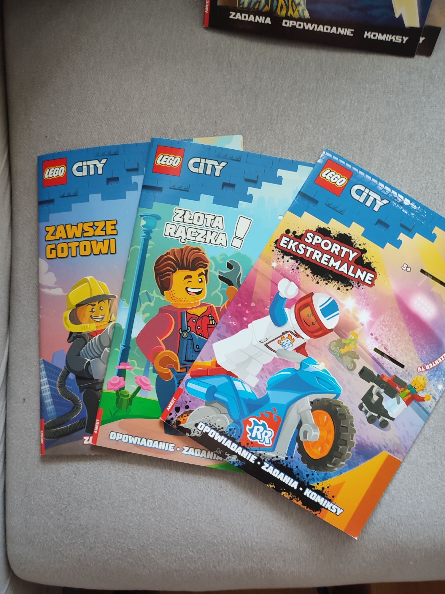 65 magazynów Lego, czasopisma bez dodatków, nie wypełnione. Bez n