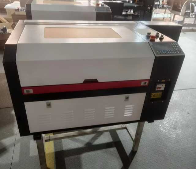 Лазерний верстат СО2 Reci 100w