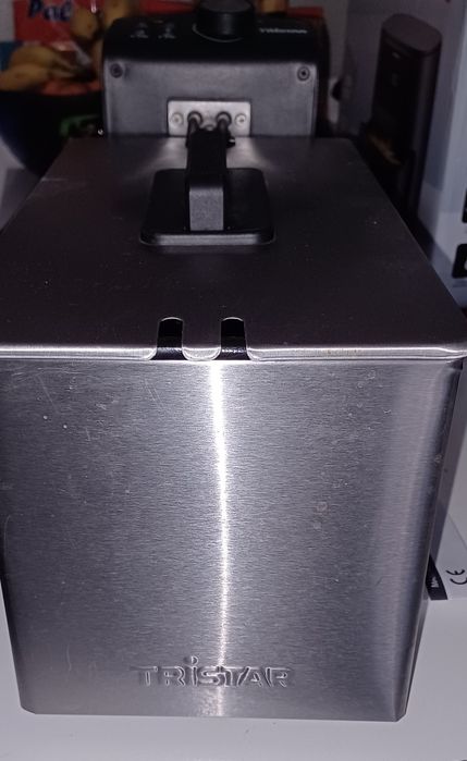 Fritadeira Tristar como nova