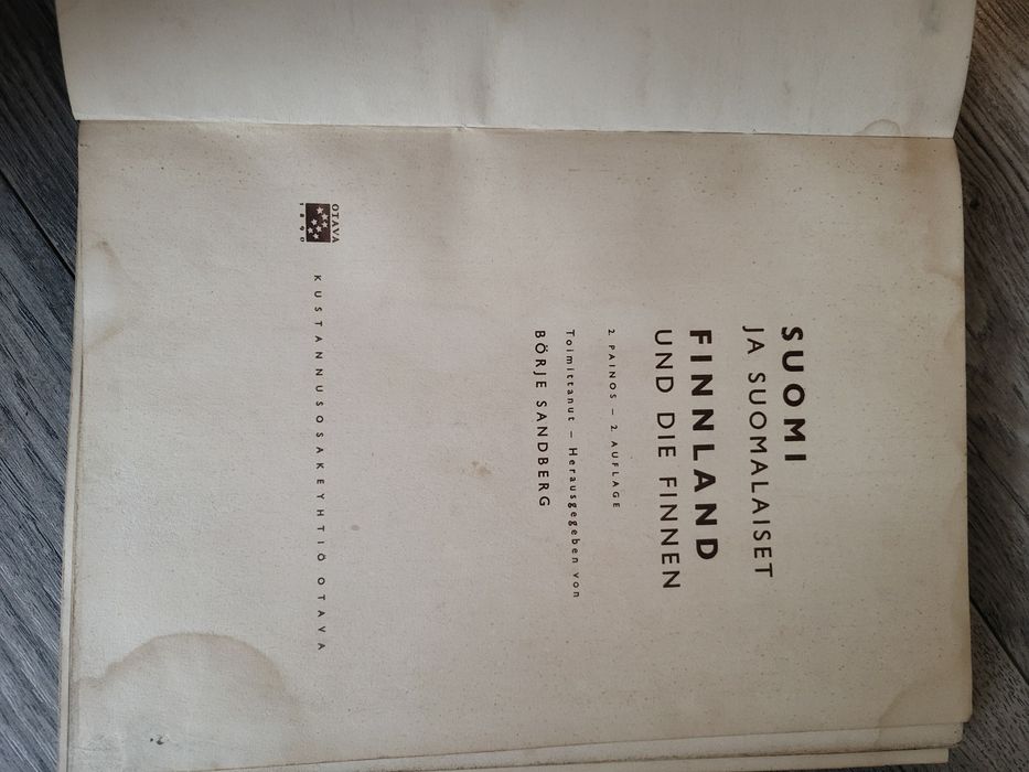 Książki 1910, 1943